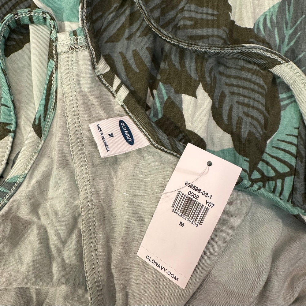 NWT Old Navy Sunday Sleep Romper lounge pajamas, green palm leaf, M - Picture 4 of 13